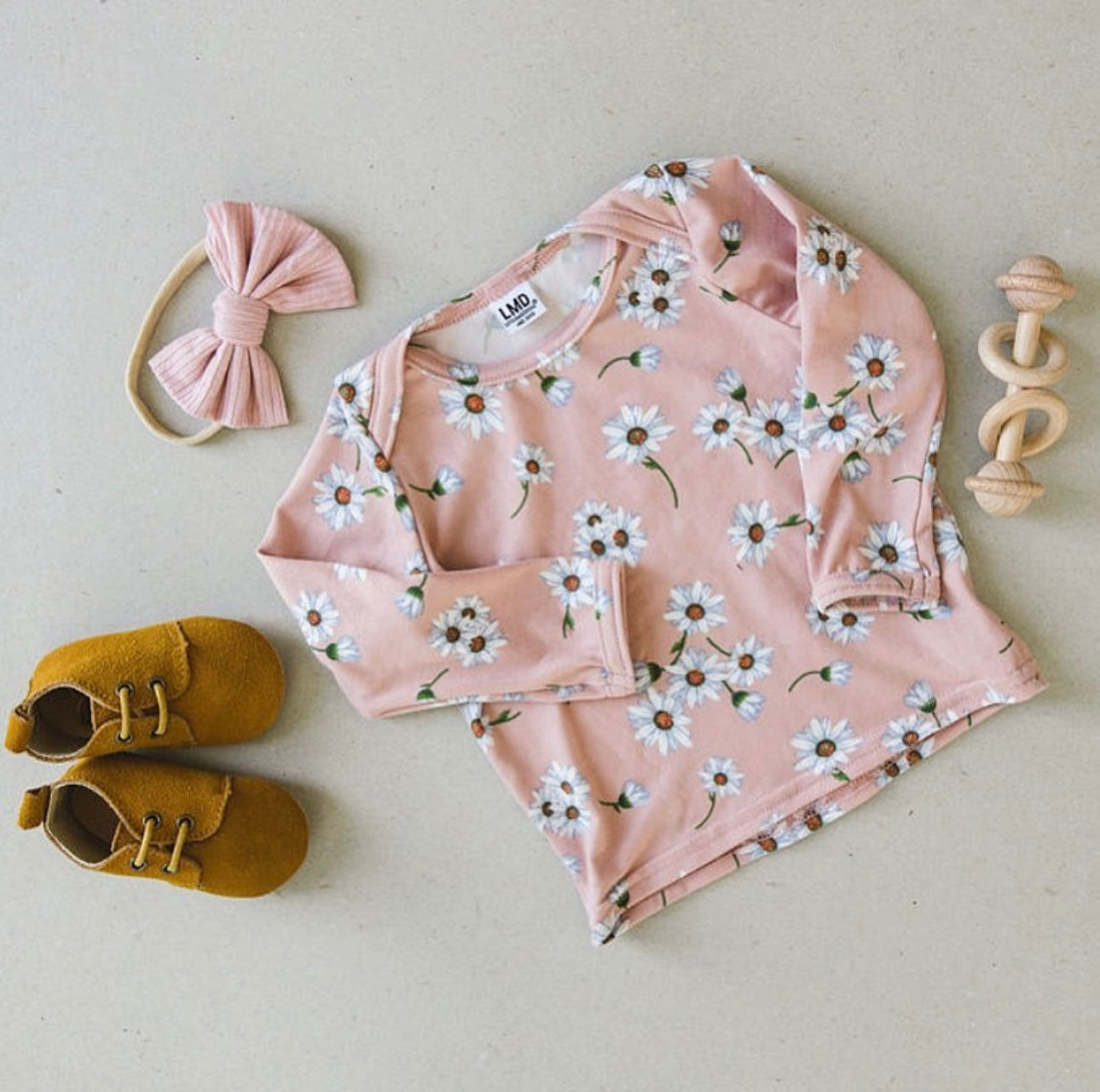 Blush Ribbed Bow