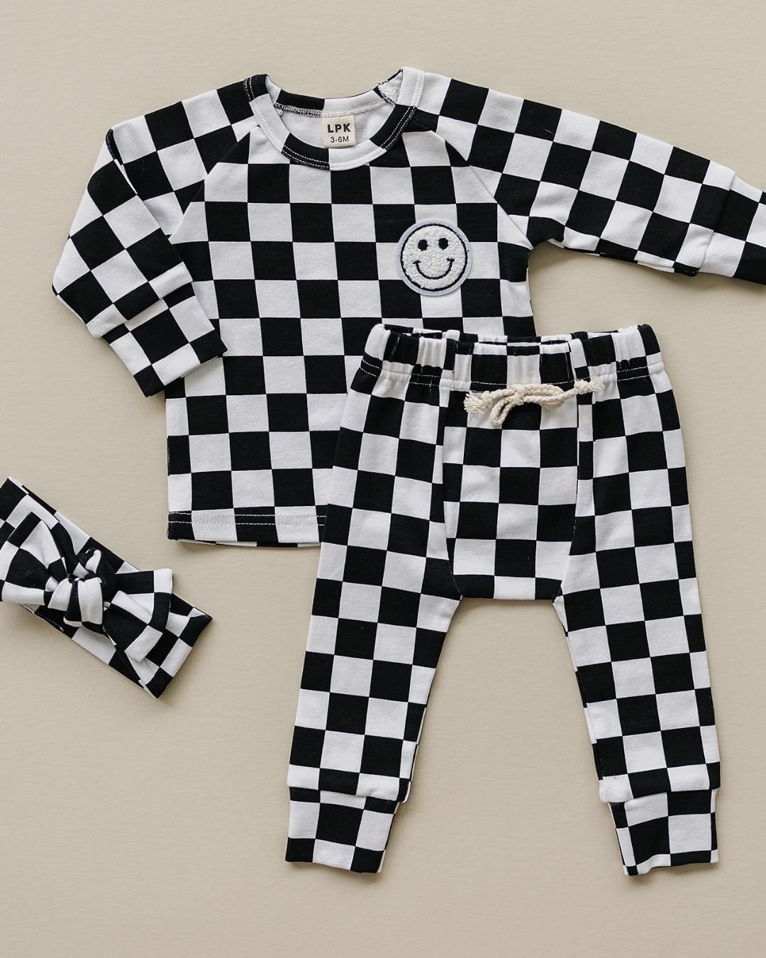 Checkered Black Smiley Lounge Set