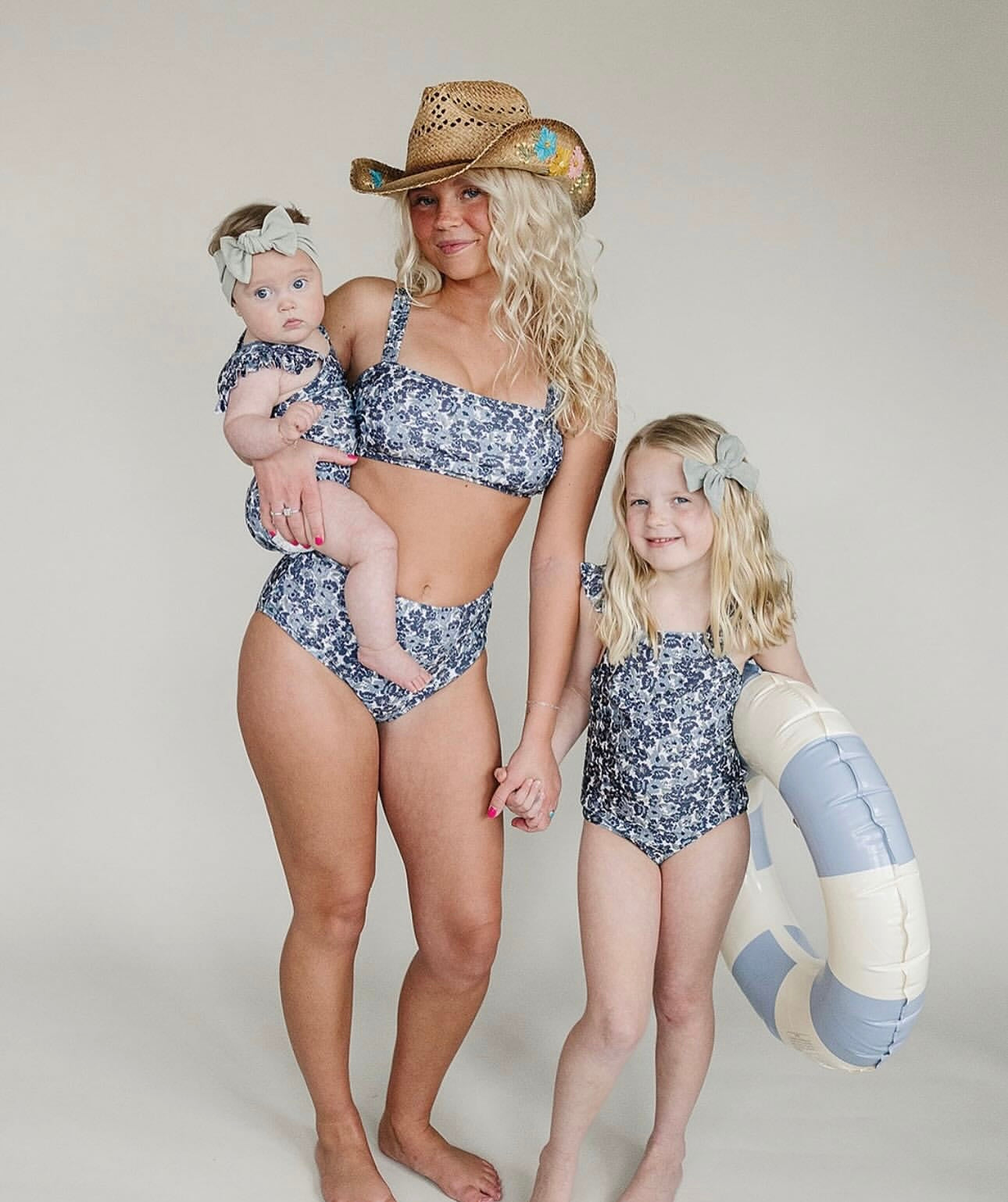 Swimwear for the whole fam 🩵