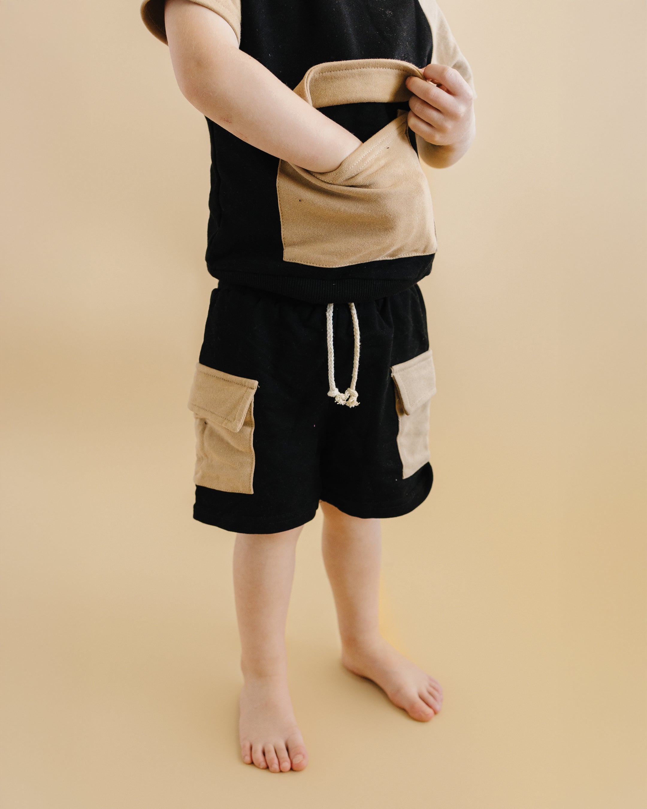 Cargo Shorts Set | Black & Tan