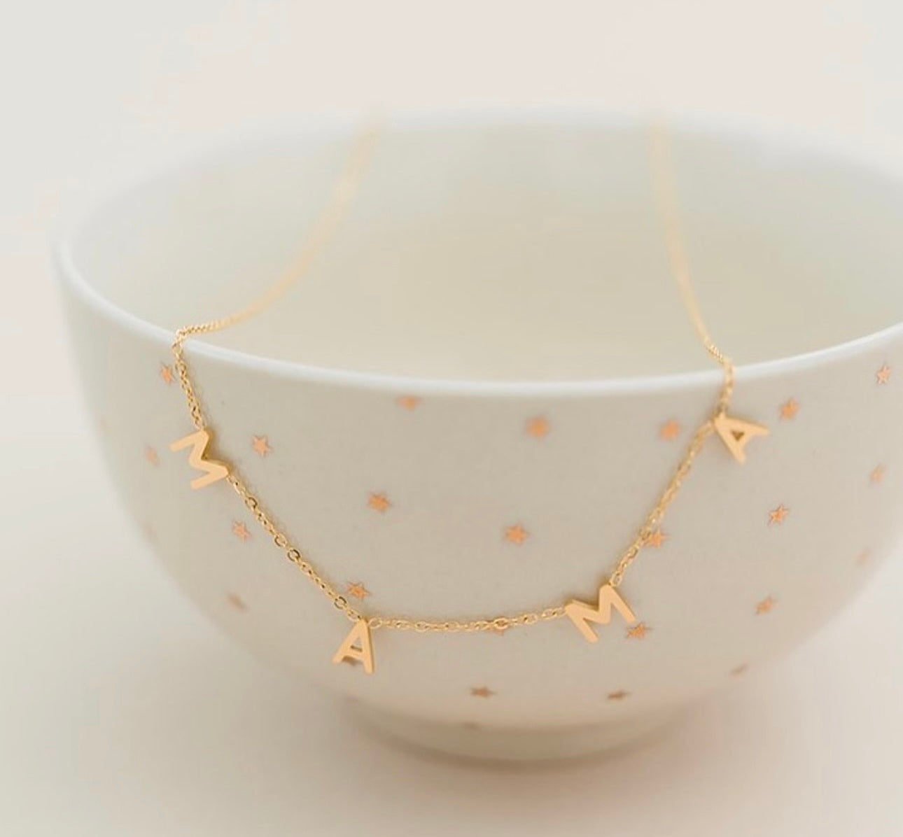 Mama Necklace