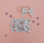 Blossom Edged Bow