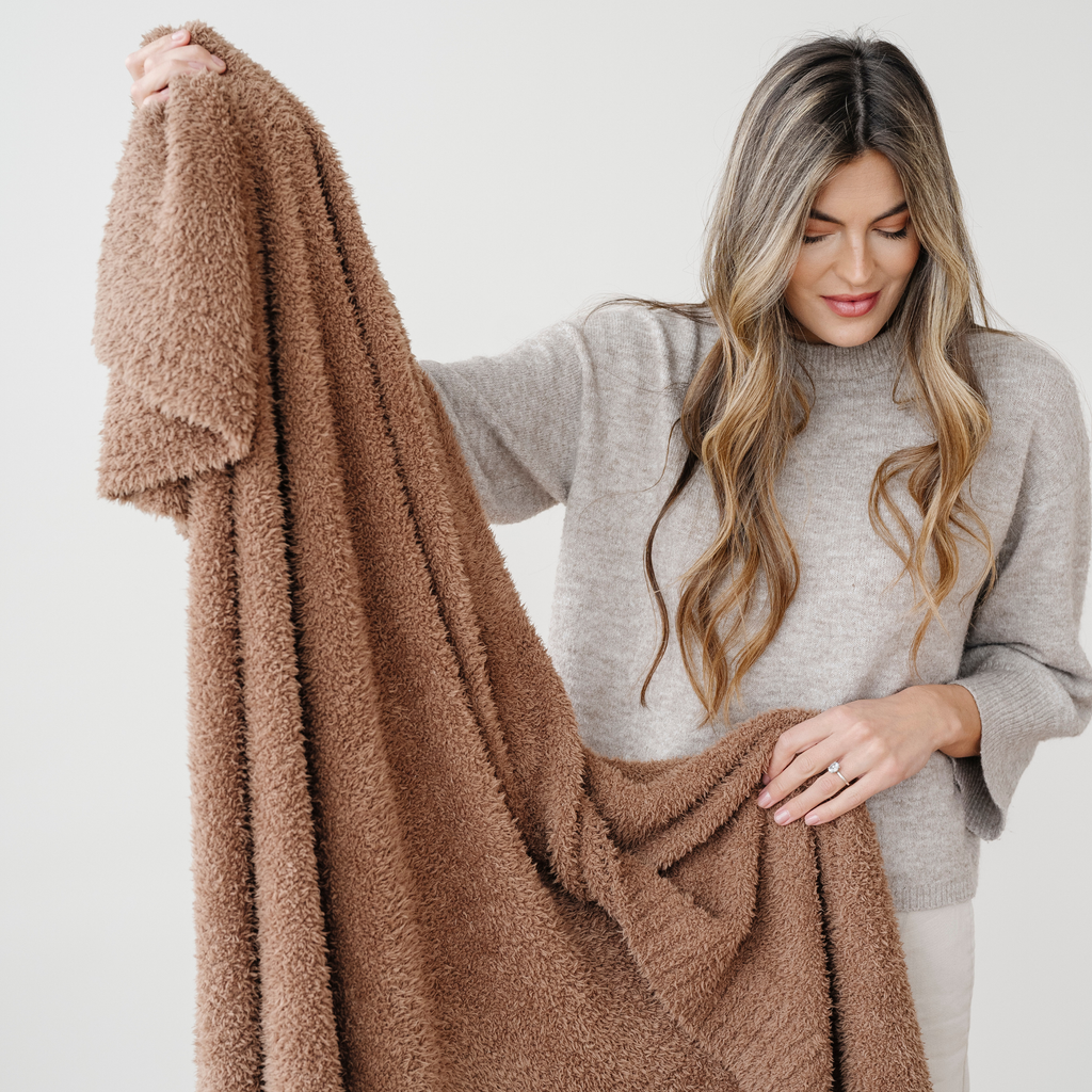THROW BLANKETS