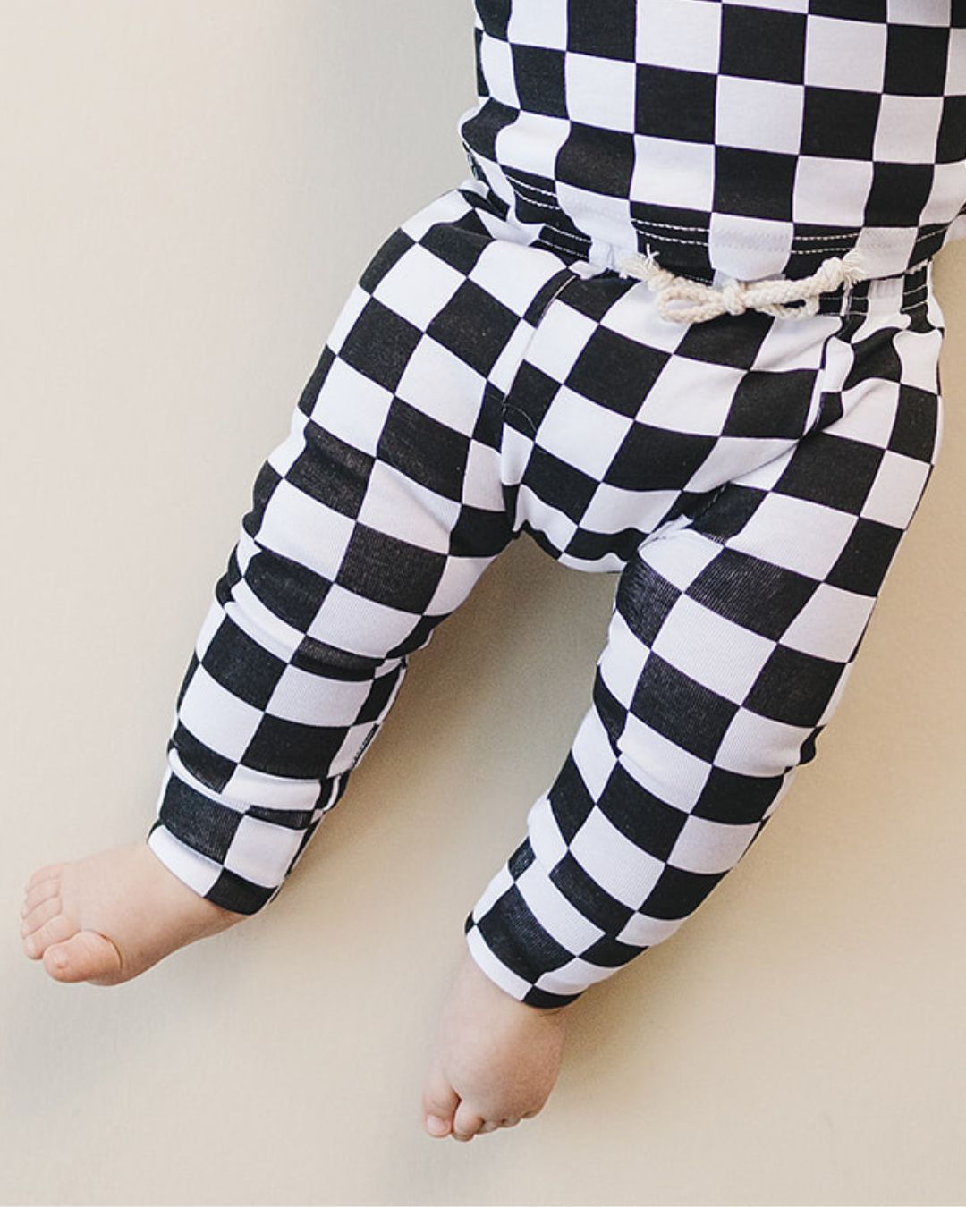 Checkered Black Smiley Lounge Set